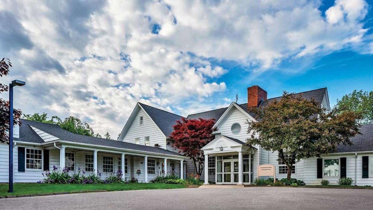 Addiction Recovery Centers: Helping Individuals Reclaim Their Lives